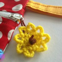 My first sewing pouch and a crocheted zipper tag pattern