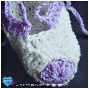 Cute Little Baby Booties - free crochet pattern