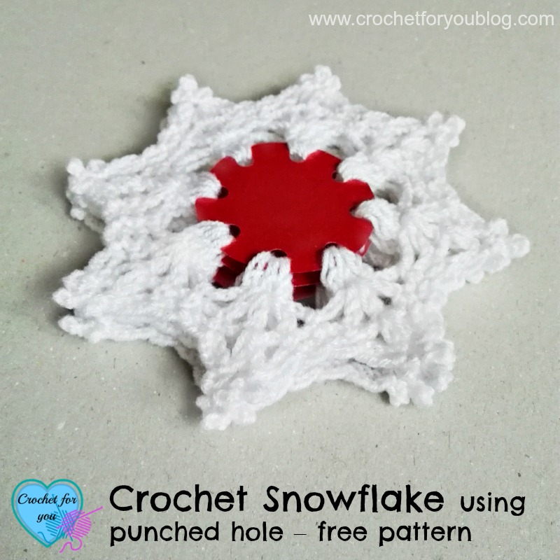 Crochet Snowflake using punched hole – free pattern