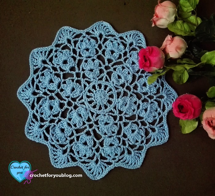 Flower Wheel Doily - free crochet pattern