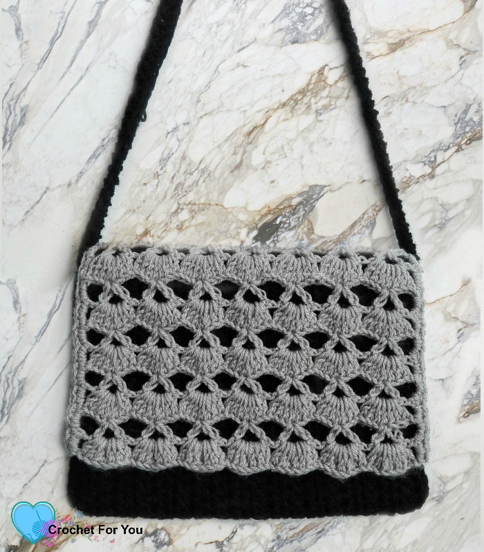 Piyumi's Crossbody Bag - free crochet pattern