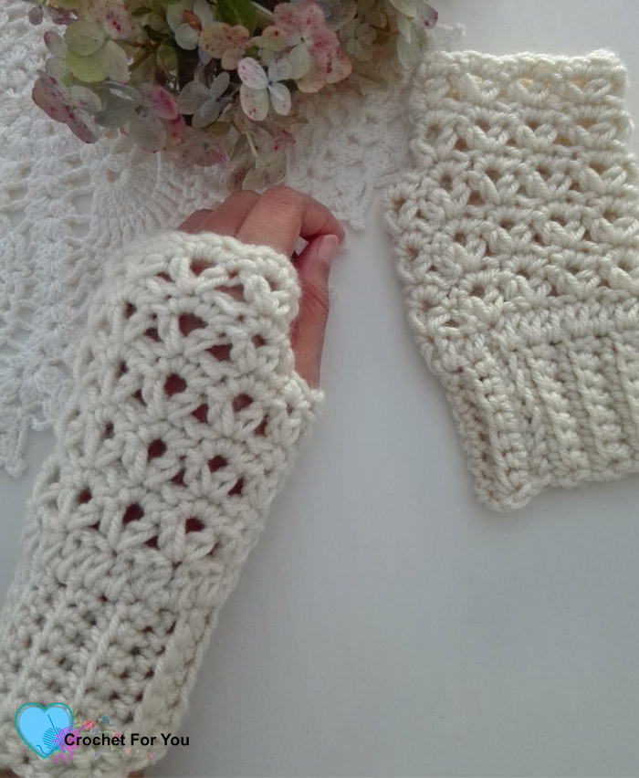 Victoria's Winter Fingerless Gloves - free crochet pattern