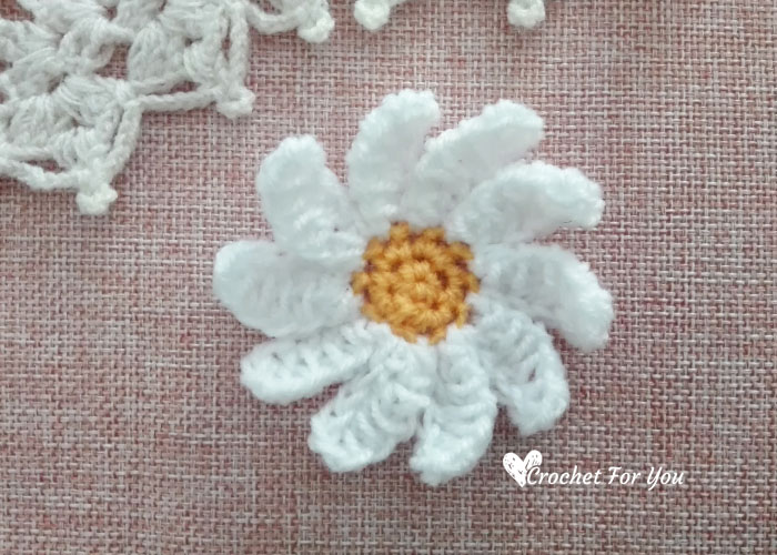 Crochet Daisy Flower Free Pattern