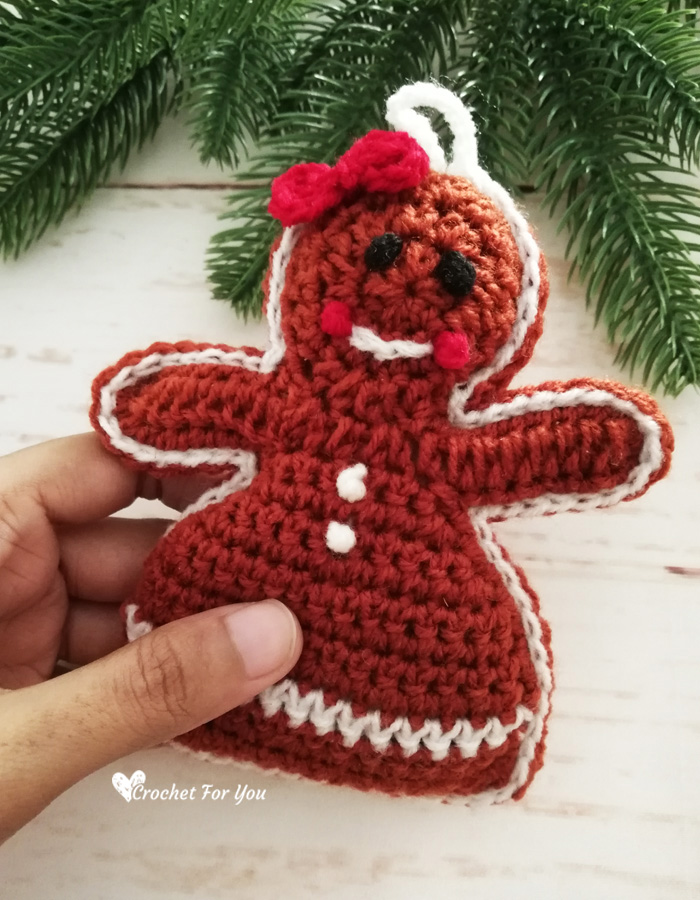 Crochet Gingerbread Girl Christmas Ornament Free Pattern 