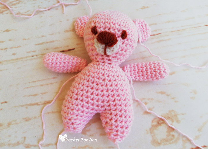 Valentine Bear Free Crochet Pattern