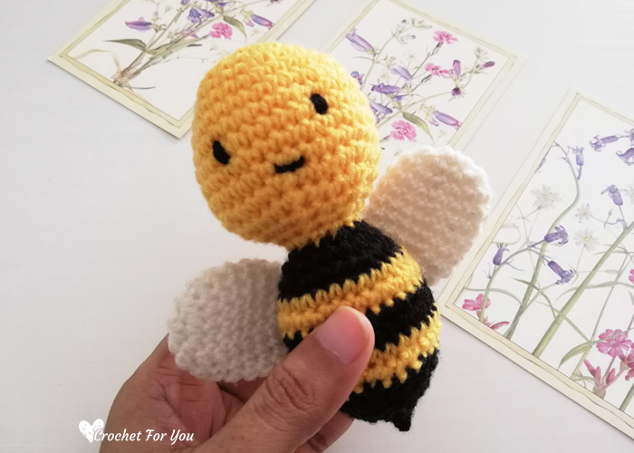 Little Bumble Bee Amigurumi Free Crochet Pattern