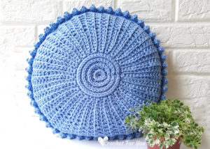 Sea Urchin Shell Crochet Pillow Free Pattern