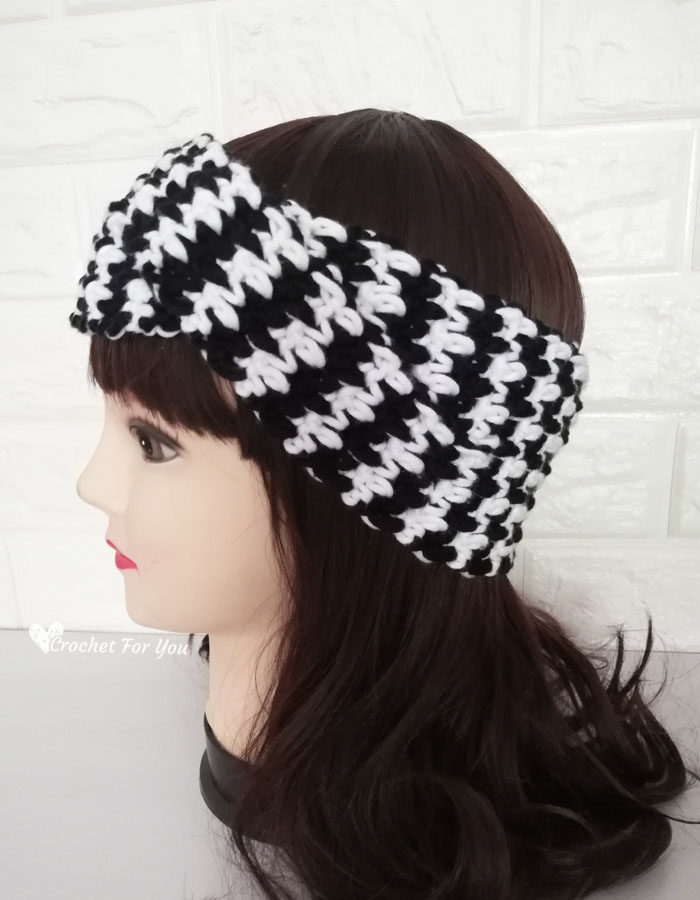 Crochet Houndstooth Twist Headband