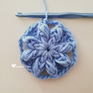 Crochet Bobble Drops Flower Granny Square Free Pattern