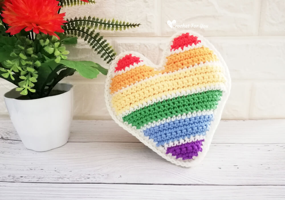 Heart Ring - Crochet pattern jewelry - My Rainbow Crochet