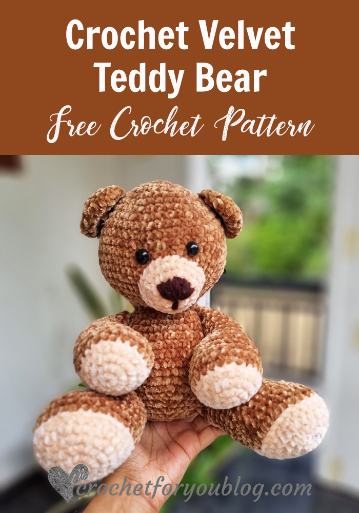 https://www.crochetforyoublog.com/wp-content/uploads/2022/06/Crochet-Velvet-Teddy-Bear-Amigurumi.jpg