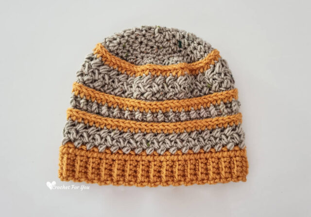 Totally Textured Mini Bean Stitch Beanie Free Pattern - Crochet For You