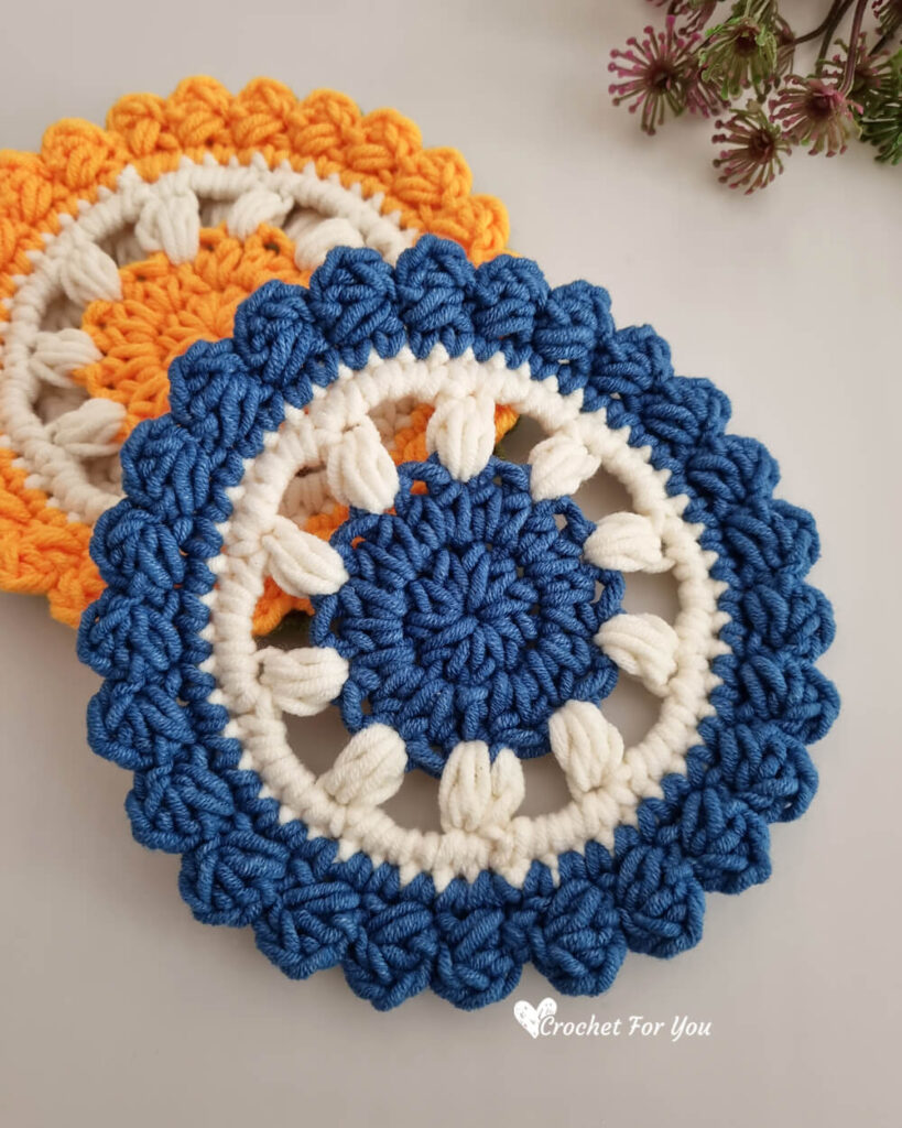 Free pattern, colorful crochet coasters